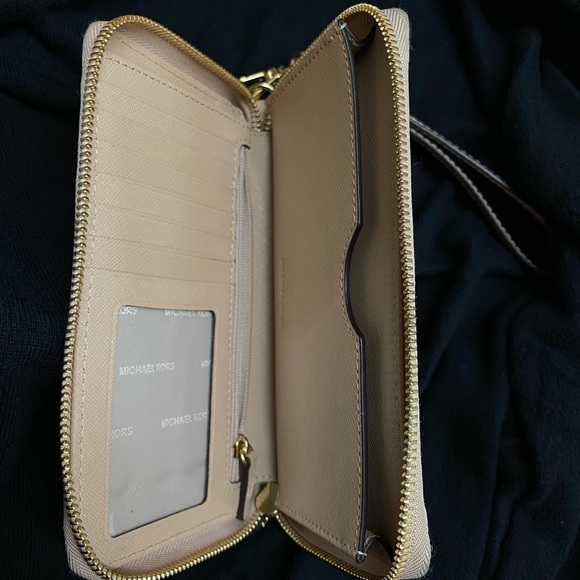 Women’s wallet - Picture 6 of 7